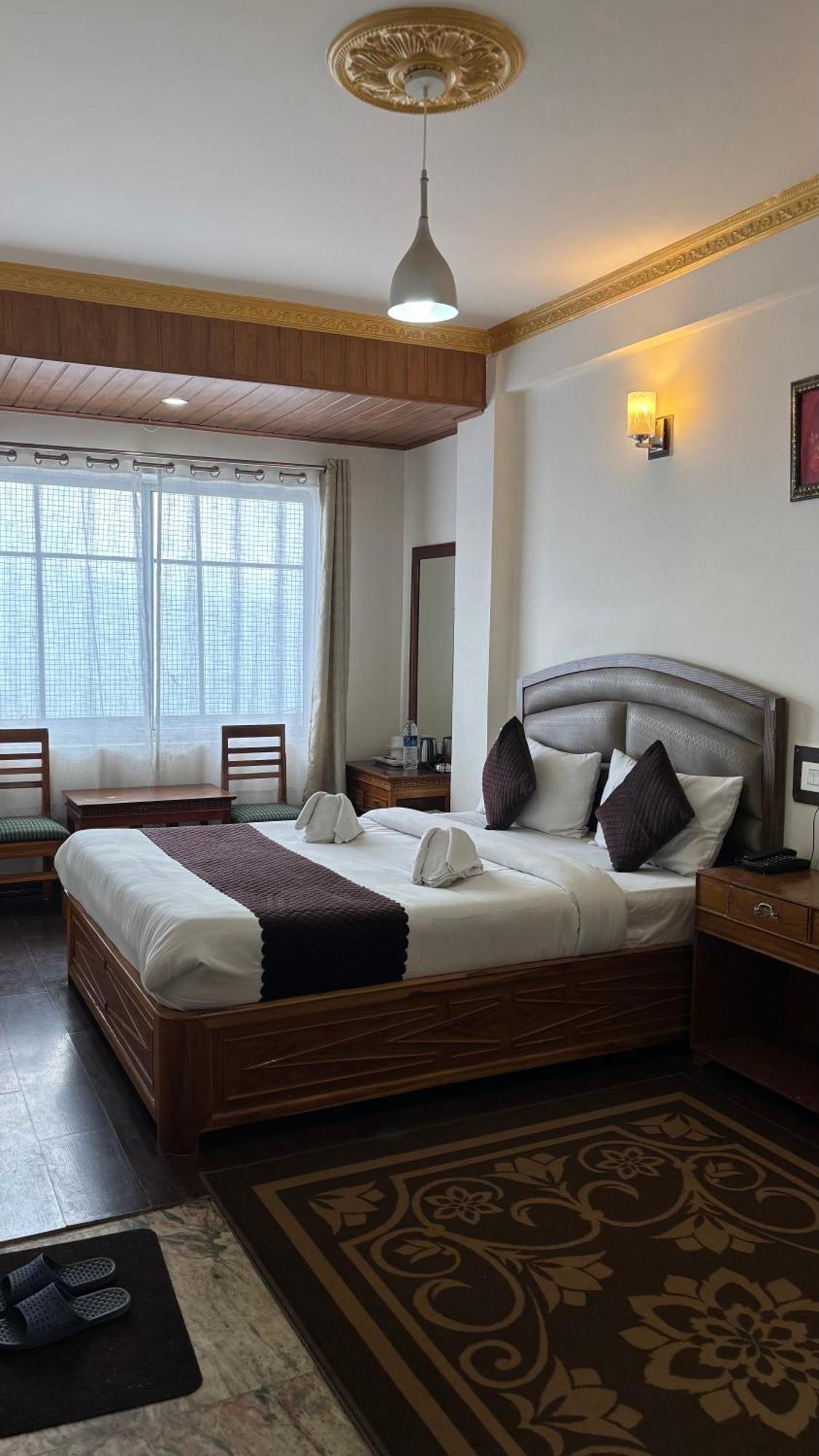 Hotel Kasturi Palace & Restaurant Darjeeling Darjeeling  Exterior foto